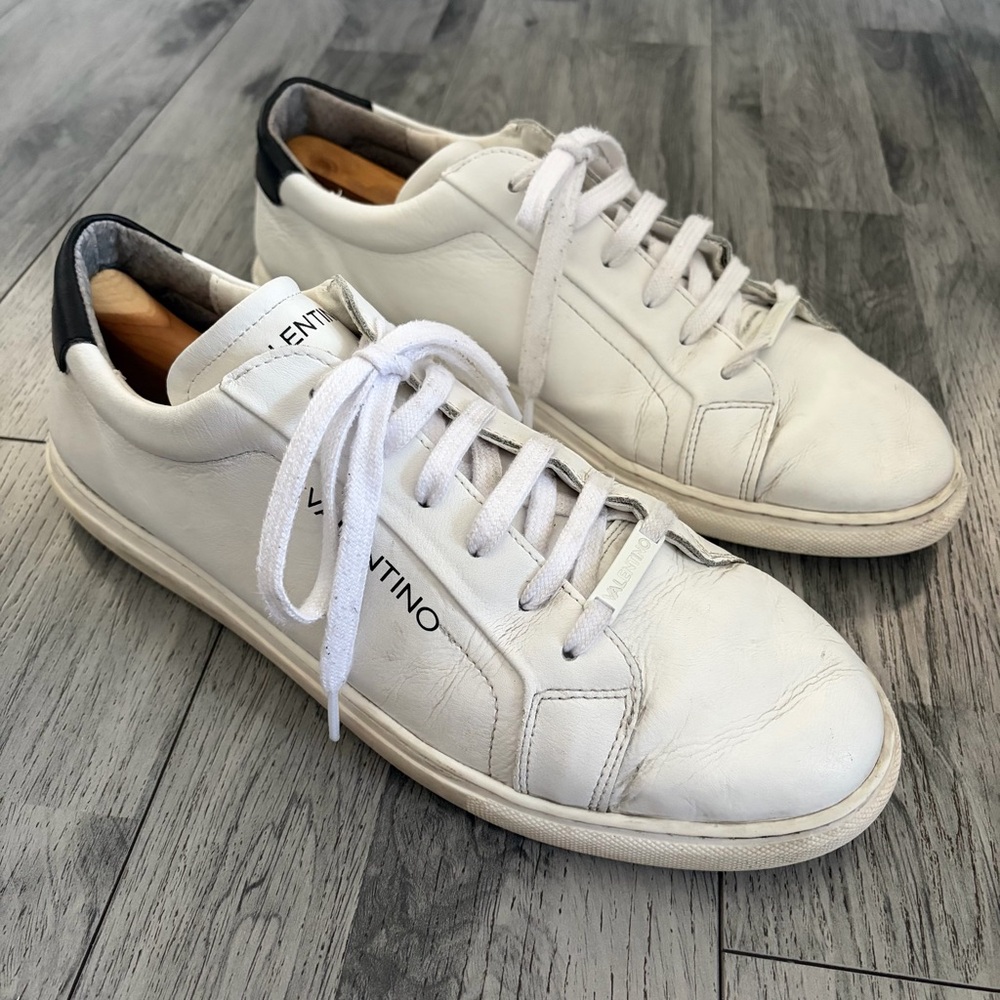 Valentino White Leather Low-Top Sneakers with Black Heel Tab Made in Italy